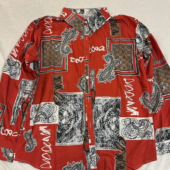 New Women’s shirt - Picture 4 of 4